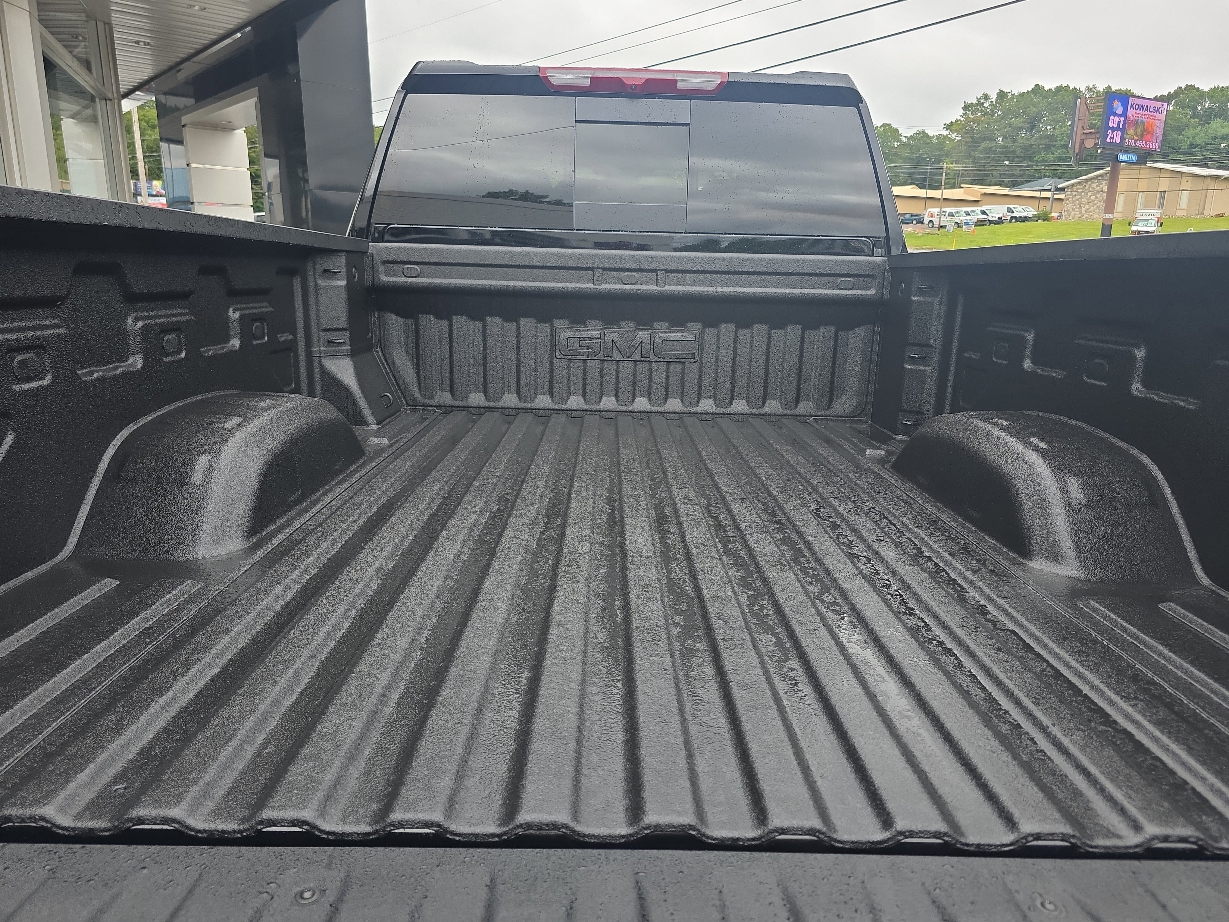New 2025 GMC Sierra 2500 SLT w/ SLT Convenience Package AWD/4WD image 5
