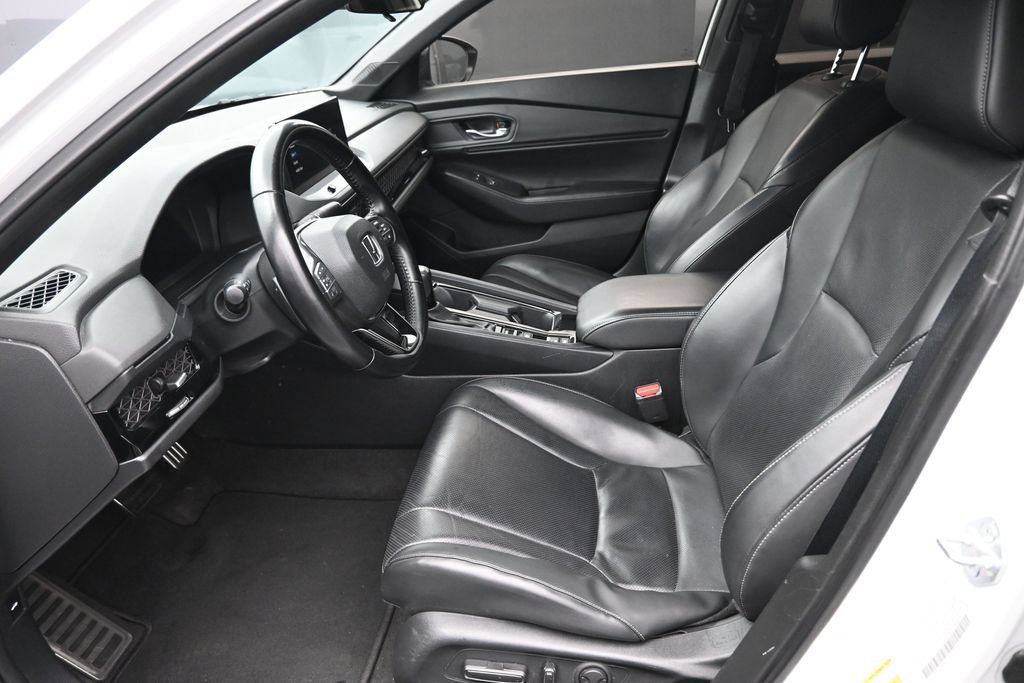 Used 2023 Honda Accord Sport image 11