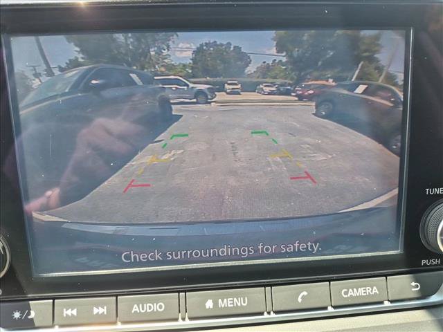 Used 2022 Nissan Rogue SV FWD image 13