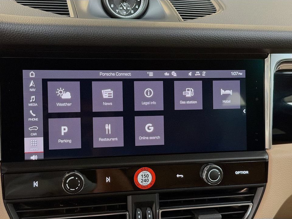 New 2026 Porsche Macan AWD/4WD image 15