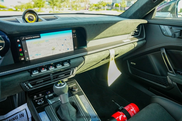 Used 2025 Porsche 911 GT3 RS image 47