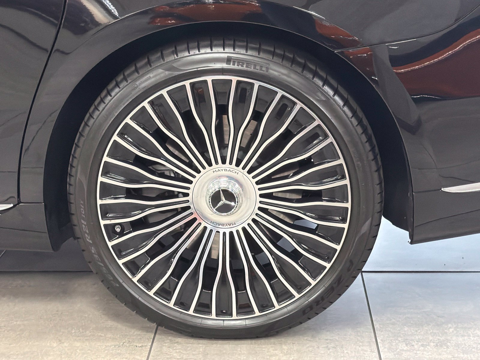 Certified 2025 Mercedes-Benz Maybach S 580 4MATIC image 17