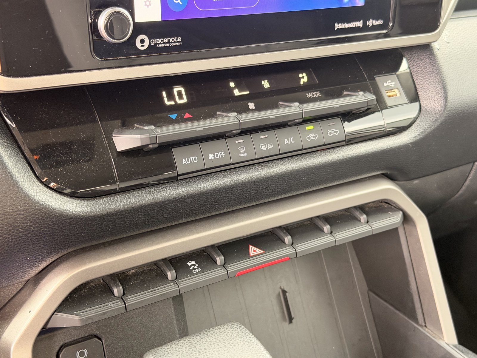 Used 2022 Toyota Tundra SR5 AWD/4WD image 35
