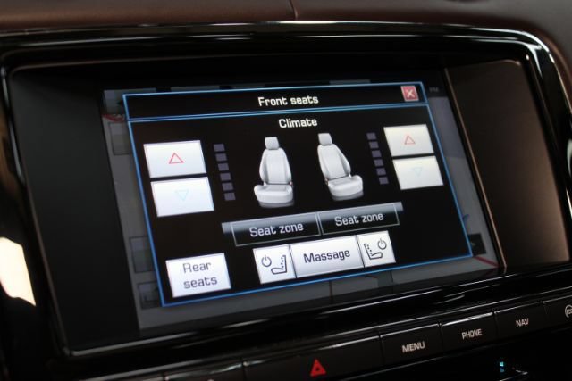 Used 2015 Jaguar XJ L Portfolio RWD image 21