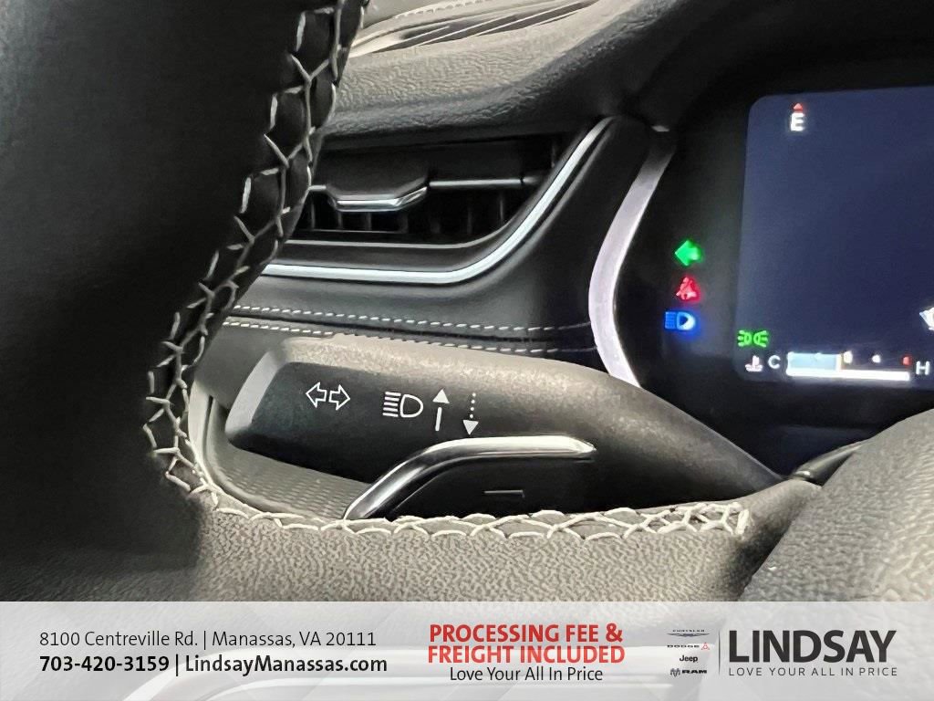 New 2025 Jeep Grand Cherokee Altitude image 34