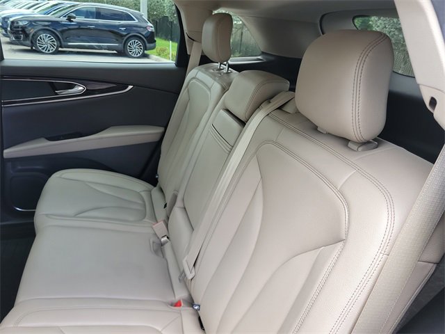 Certified 2023 Lincoln Nautilus FWD w/ Premium Package image 8