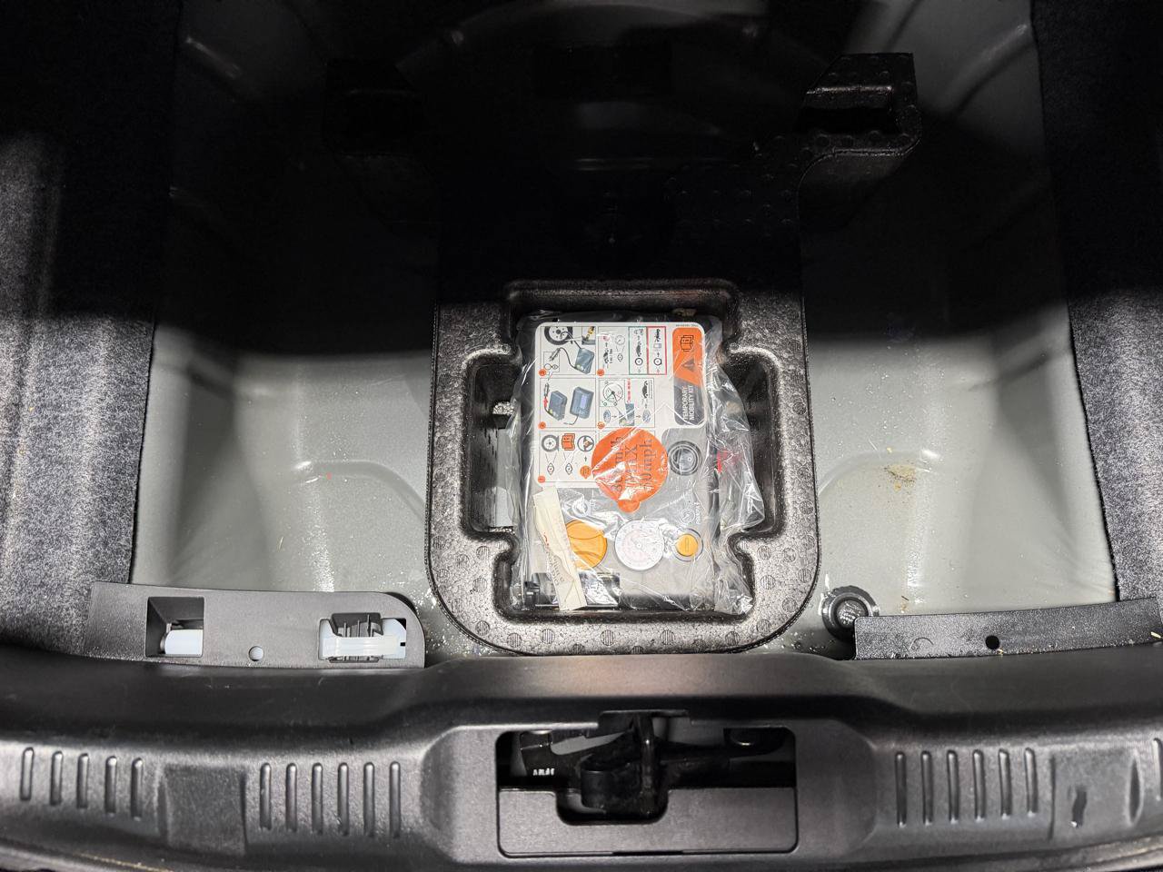 Used 2019 Ford Mustang GT Premium RWD image 17