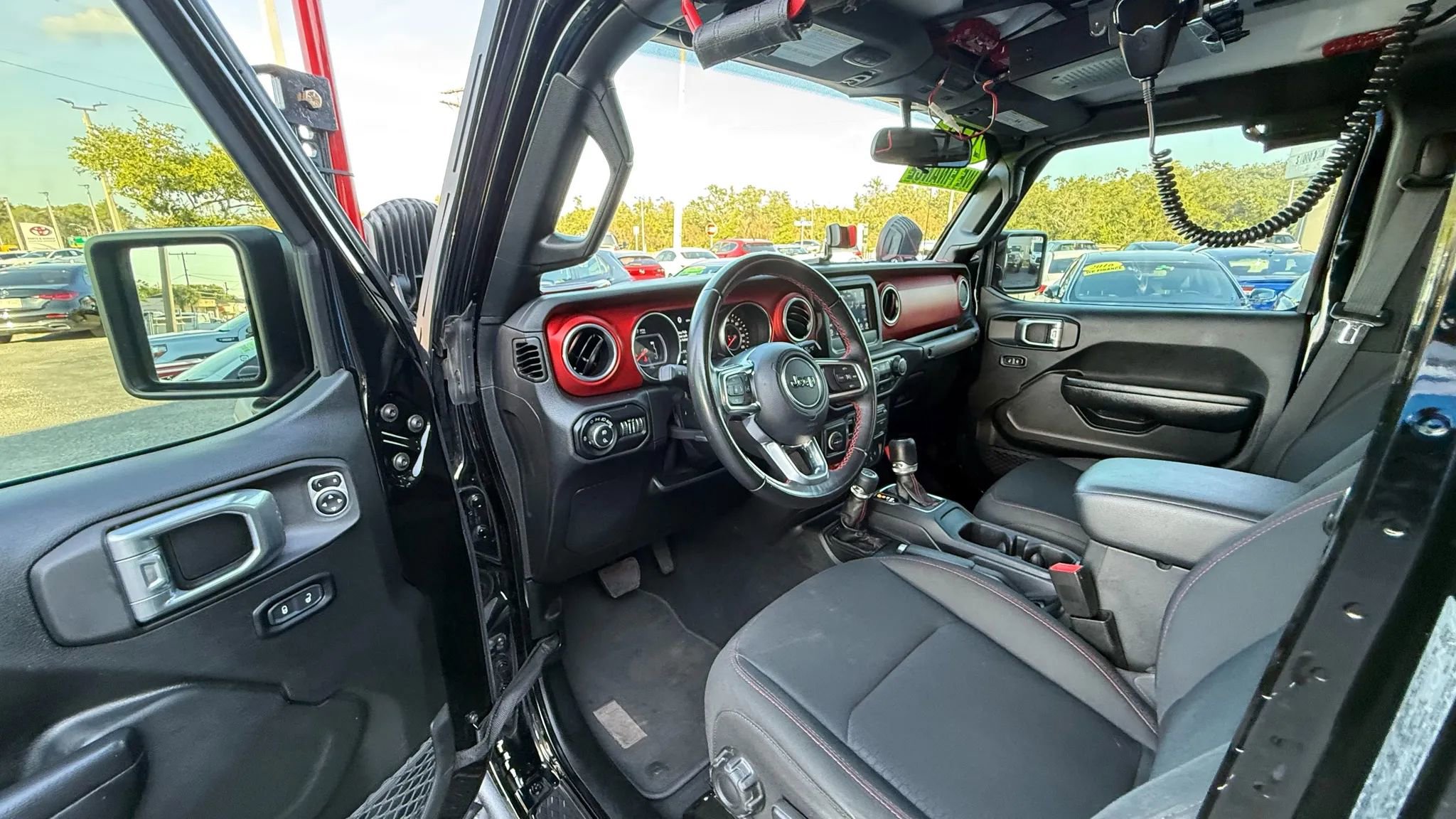 Used 2020 Jeep Gladiator Rubicon w/ Trailer Tow Package image 28