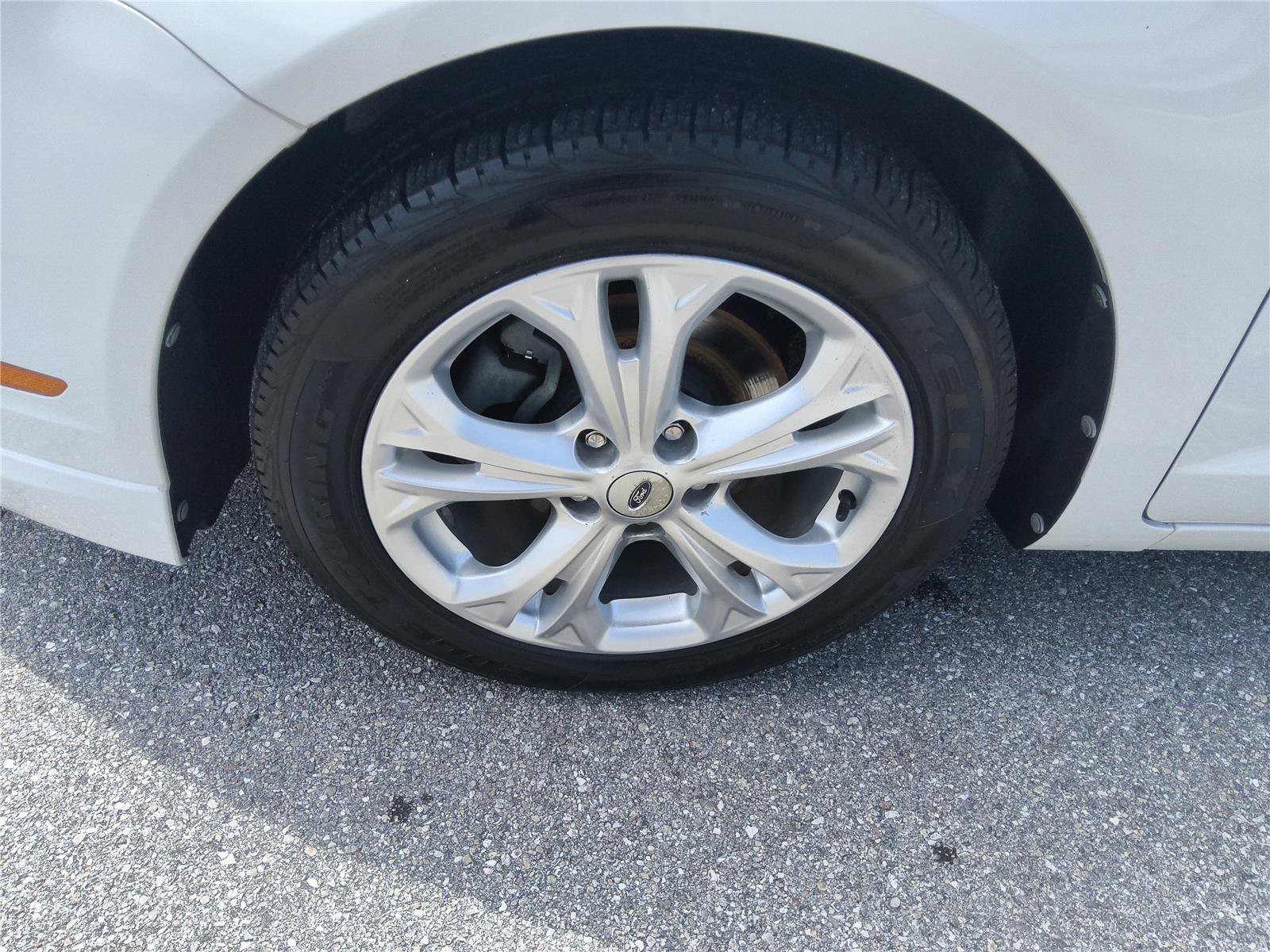 Used 2012 Ford Fusion SE FWD image 9