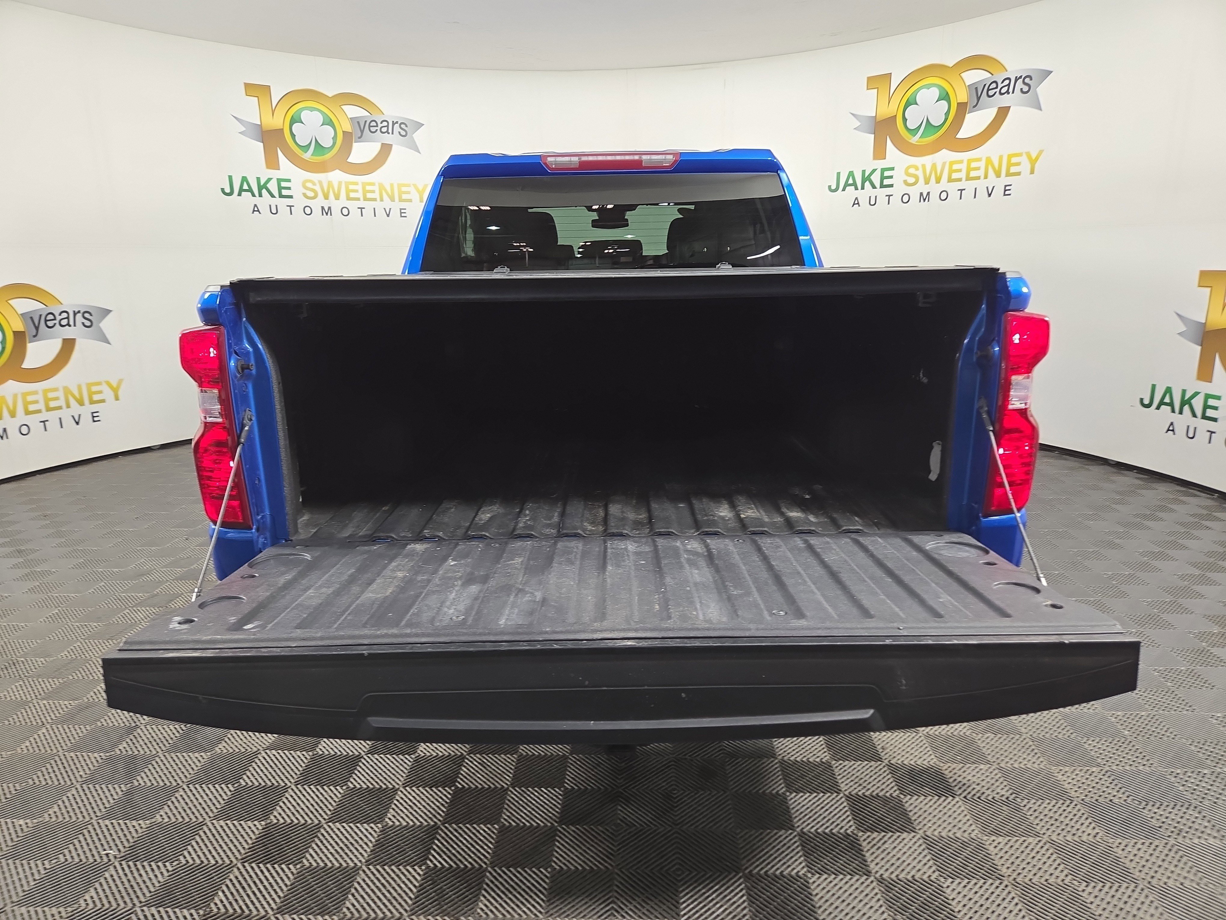 Used 2022 Chevrolet Silverado 1500 Custom w/ LPO, Dark Essentials Package image 30