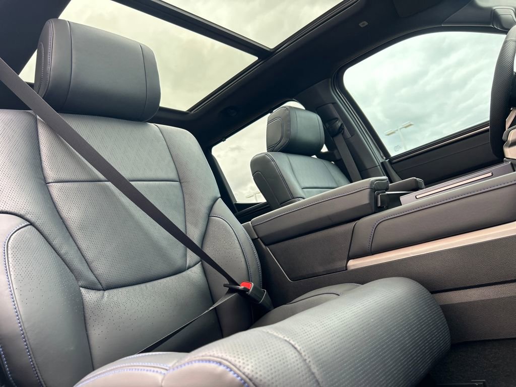 New 2026 Toyota Tundra Platinum image 29