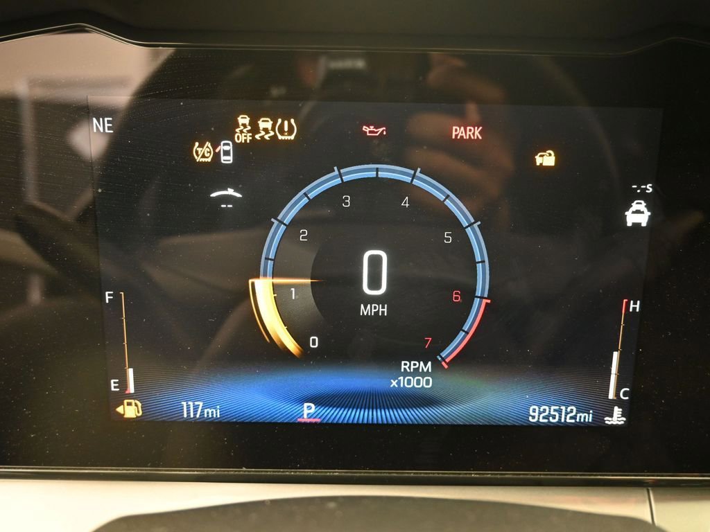 Used 2024 Chevrolet Trax LT w/ Driver Confidence Package FWD image 11