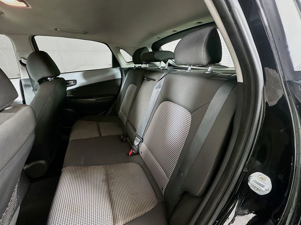Used 2018 Hyundai Kona SEL w/ SEL Tech Package 02 image 24