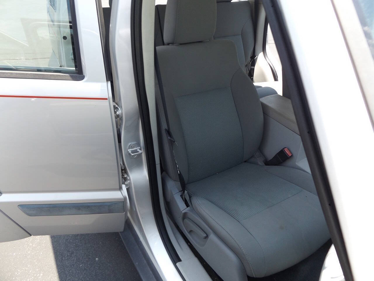 Used 2008 Jeep Liberty Sport AWD/4WD image 20