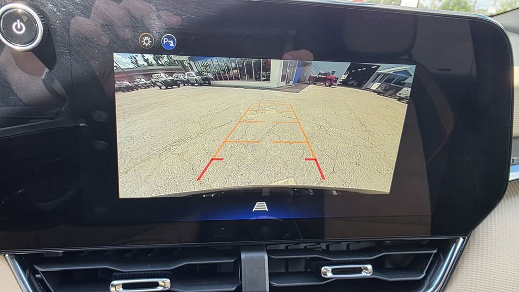 New 2026 Chevrolet Equinox ACTIV w/ LPO, Floor Liner Package image 23