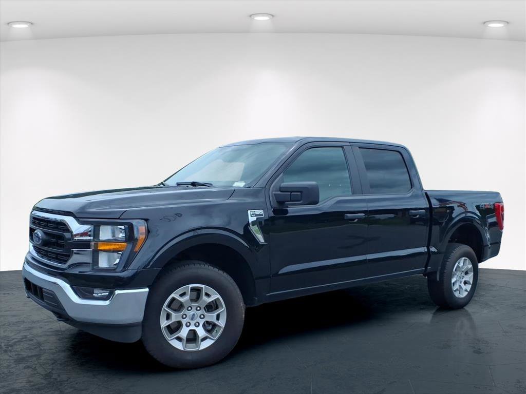 Used 2023 Ford F150 XLT AWD/4WD image 2