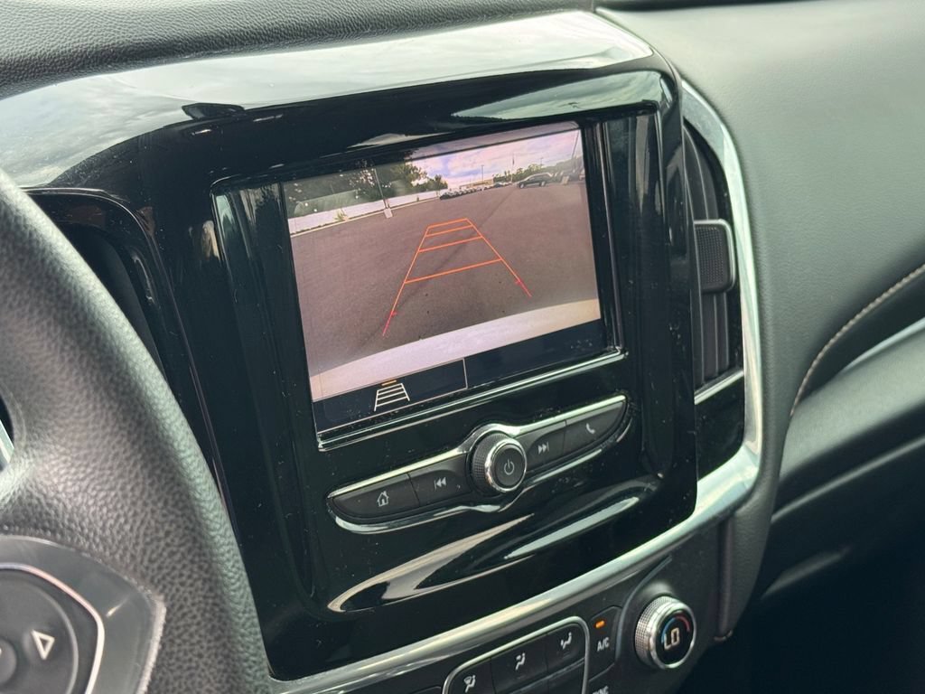 Used 2020 Chevrolet Traverse LS FWD image 30
