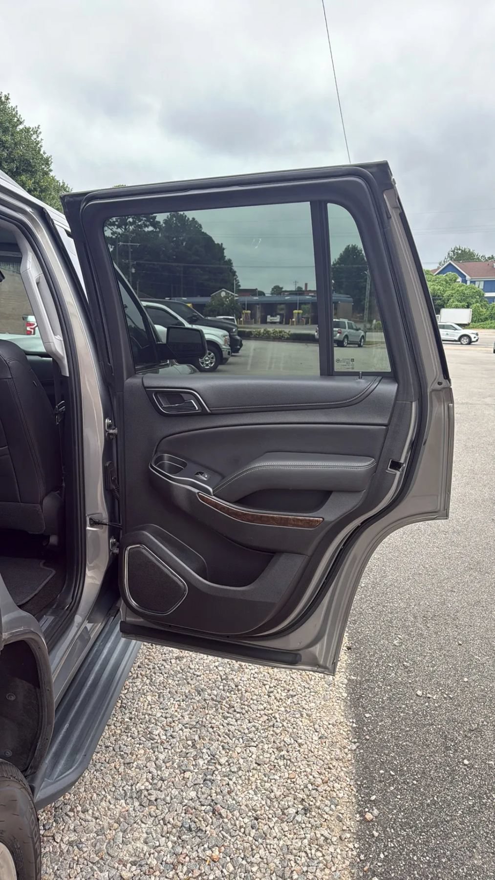 Used 2018 Chevrolet Tahoe LT RWD image 39