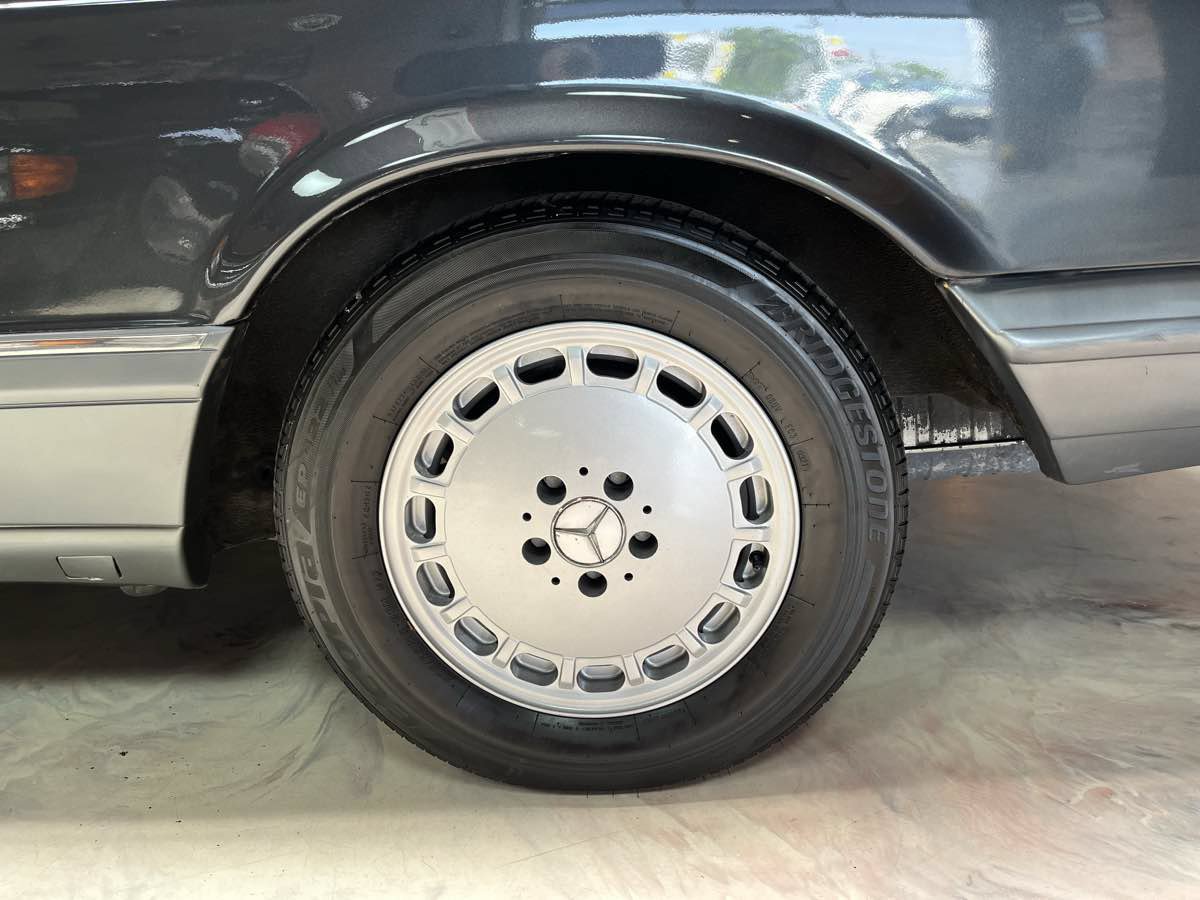 Used 1990 Mercedes-Benz 560 SEC image 18
