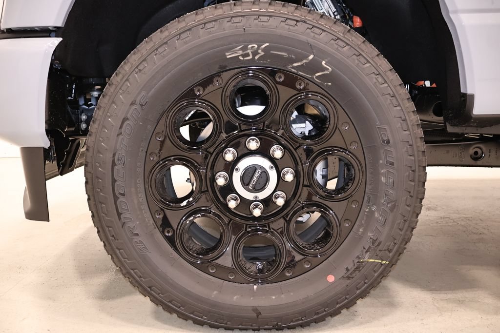 New 2026 Ford F350 Lariat w/ Black Appearance Package AWD/4WD image 44