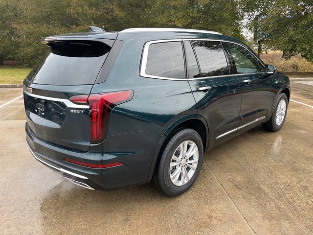 New 2025 Cadillac XT6 Luxury image 9