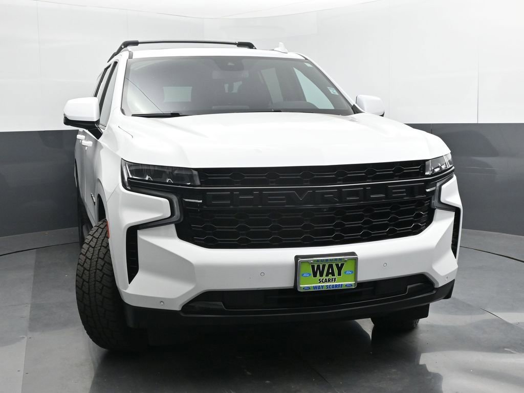Used 2023 Chevrolet Suburban RST w/ Luxury Package AWD/4WD image 8
