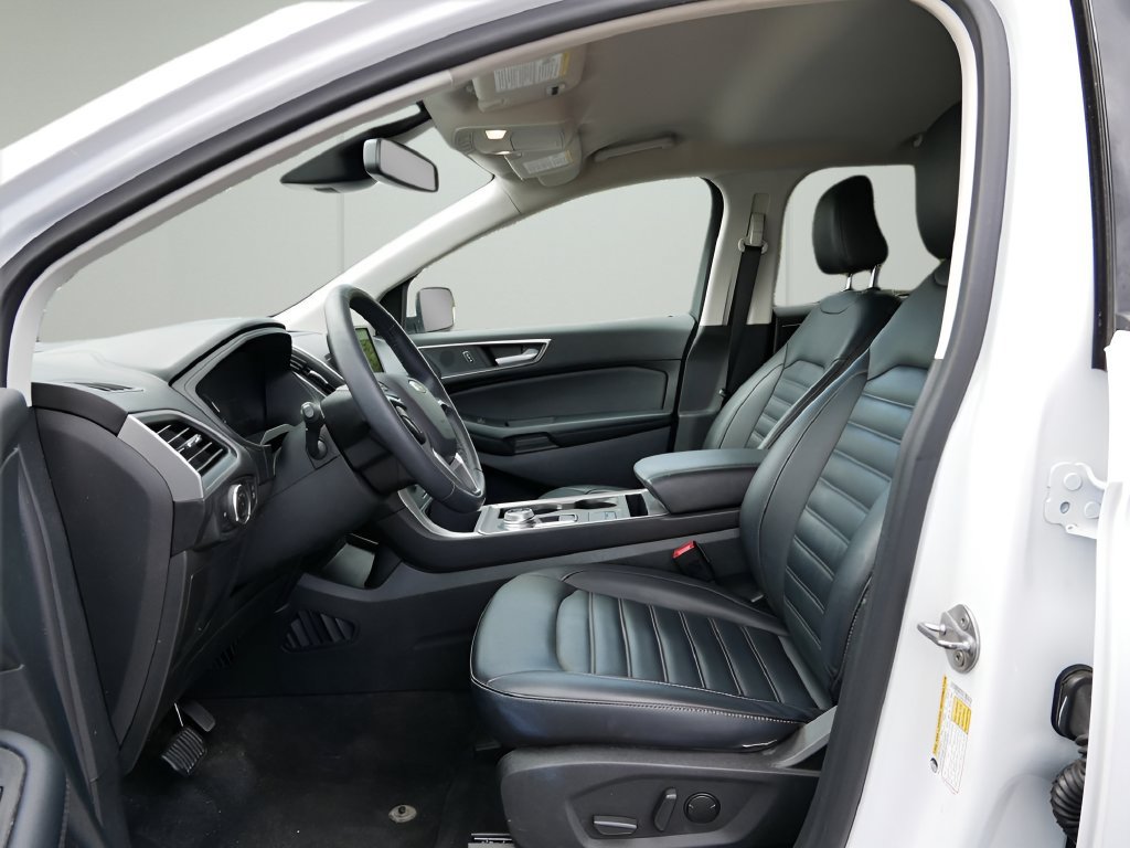 Used 2024 Ford Edge SEL w/ Convenience Package AWD/4WD image 10