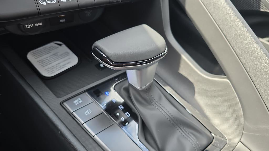 New 2026 Hyundai Elantra Sport FWD image 15