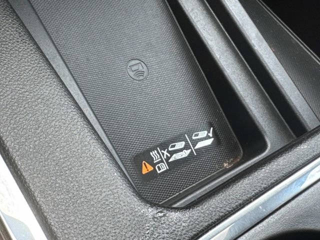 Certified 2021 Chevrolet Silverado 1500 High Country w/ Technology Package image 35