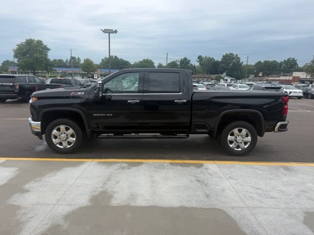 Used 2020 Chevrolet Silverado 2500 LTZ w/ LTZ Plus Package AWD/4WD image 11