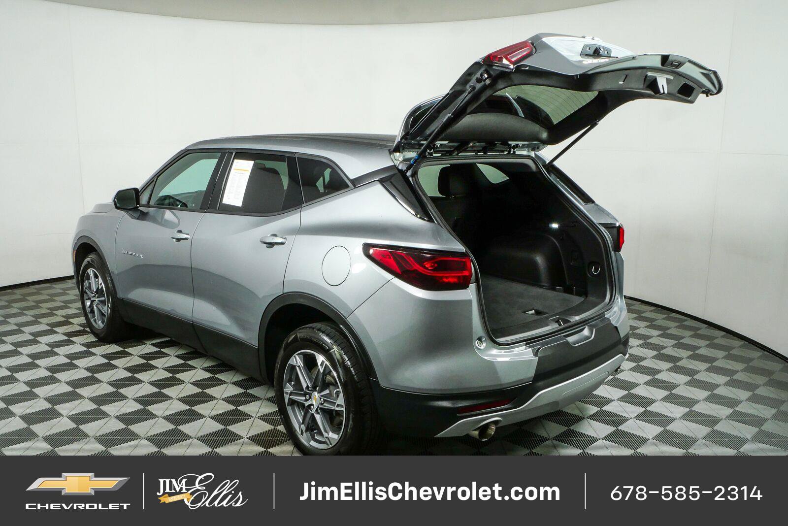 Certified 2025 Chevrolet Blazer LT AWD/4WD image 31