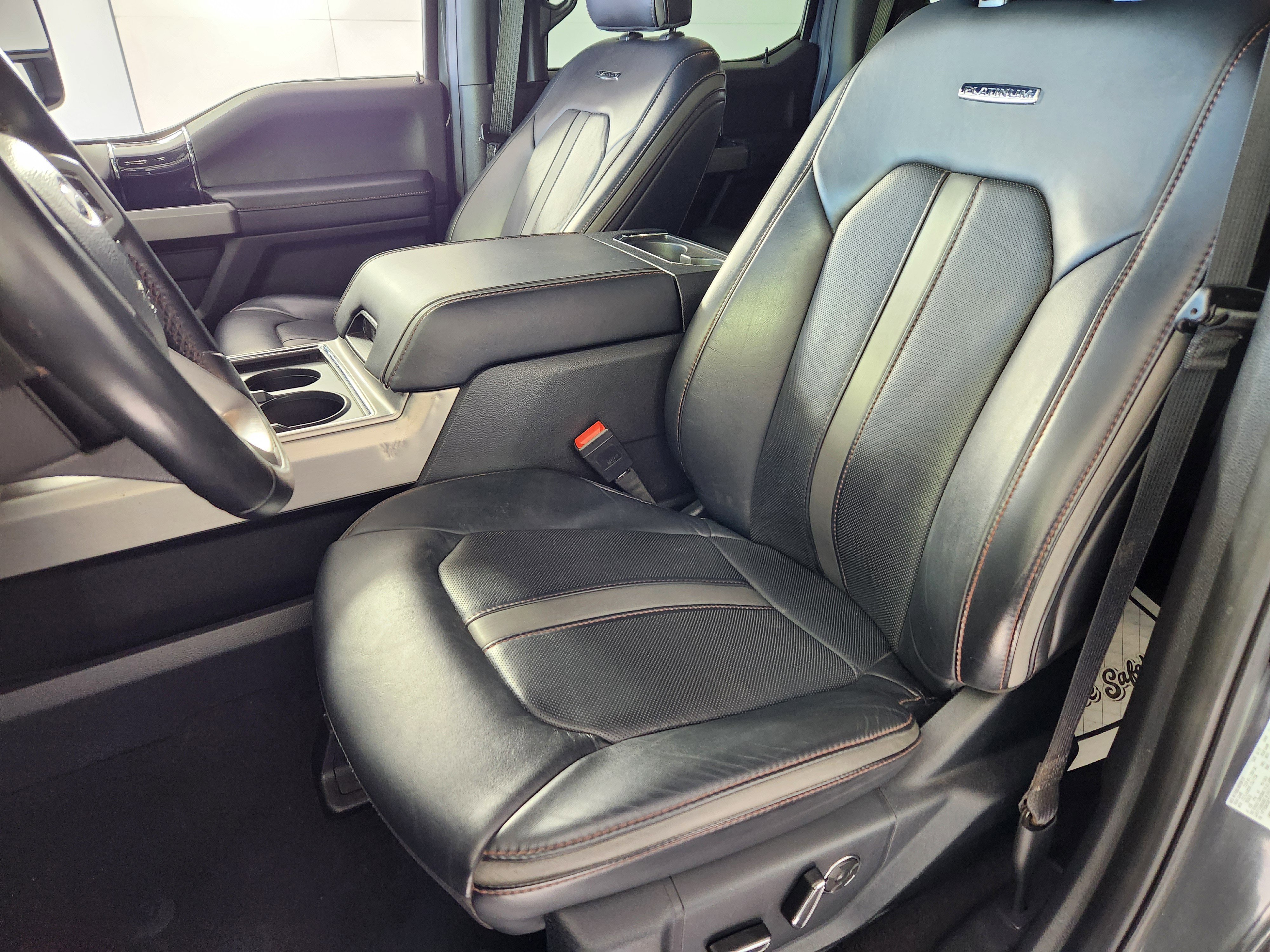 Certified 2021 Ford F350 Platinum w/ FX4 Off-Road Package image 12