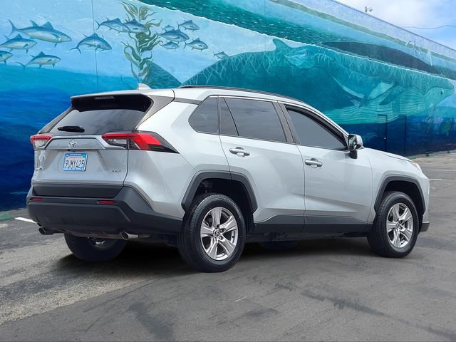 Used 2022 Toyota RAV4 XLE FWD image 4