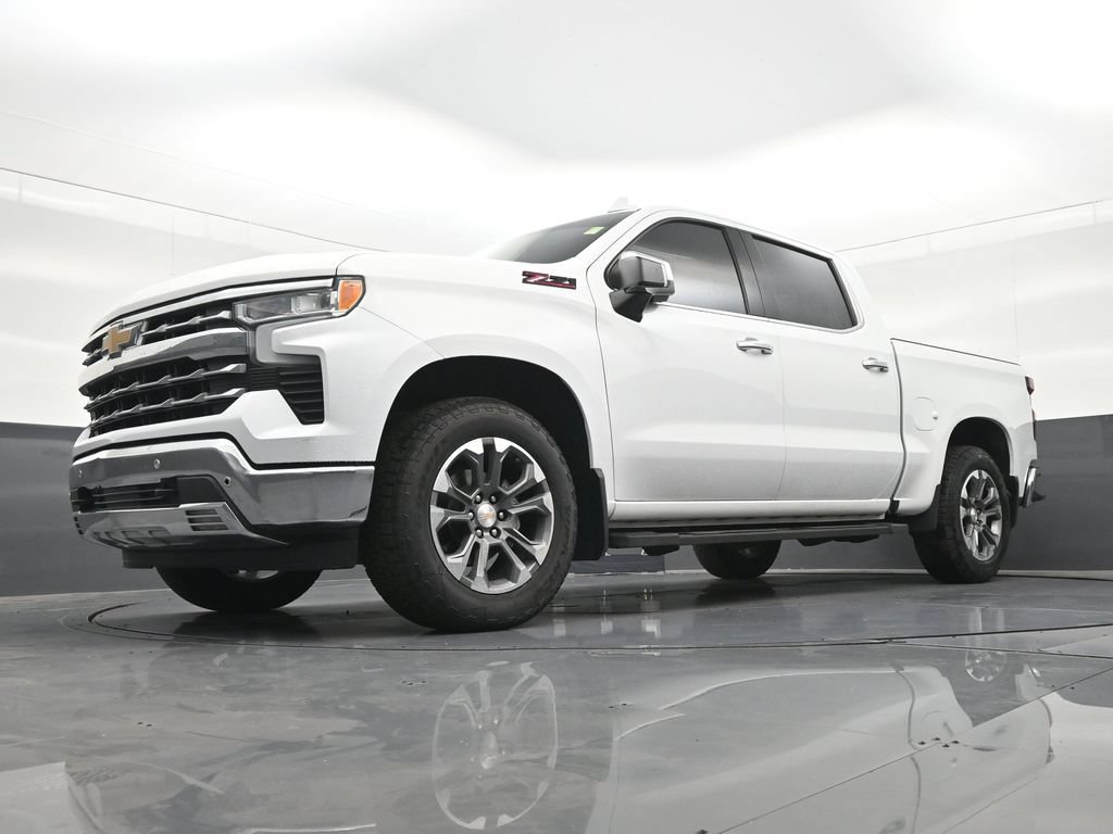 Used 2023 Chevrolet Silverado 1500 LTZ w/ Z71 Off-Road Package AWD/4WD image 24