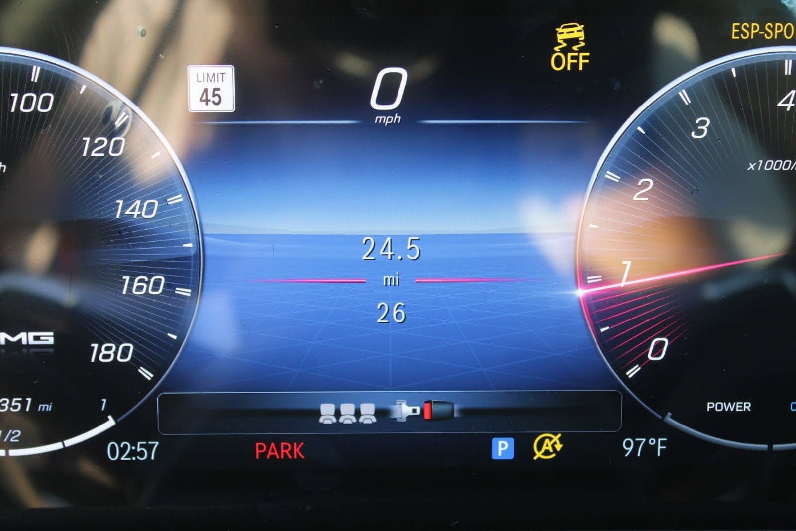 Certified 2025 Mercedes-Benz GLB 35 AMG 4MATIC image 19
