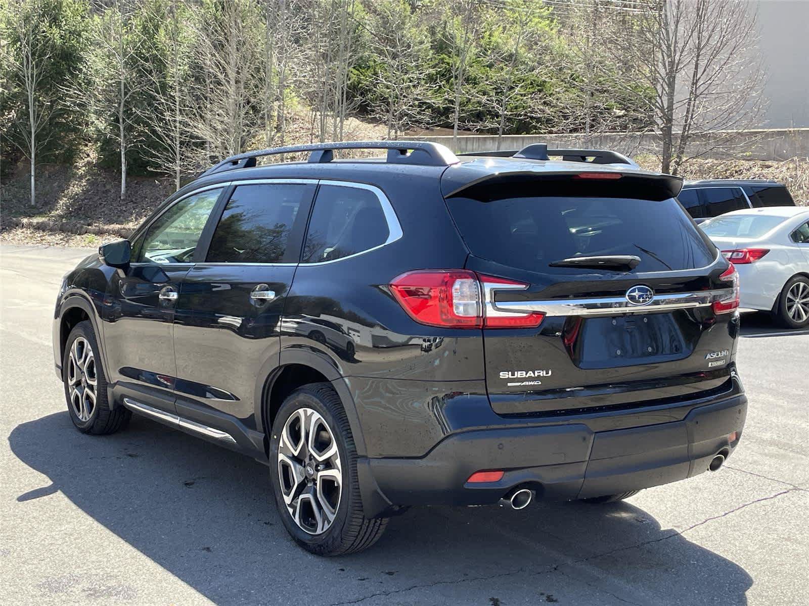 New 2026 Subaru Ascent Touring AWD/4WD image 3