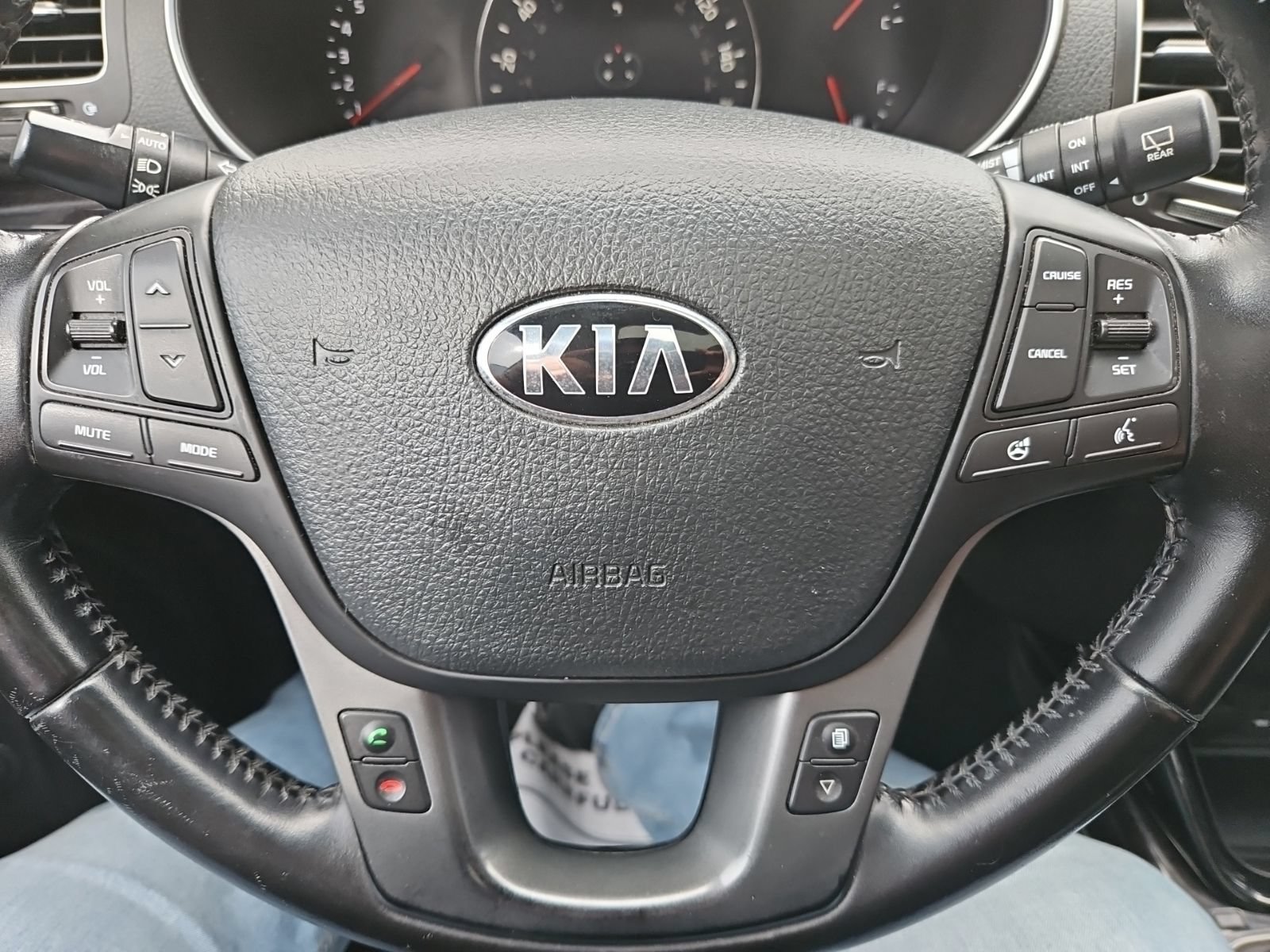 Used 2014 Kia Sorento SX w/ 3rd Row Package FWD image 39