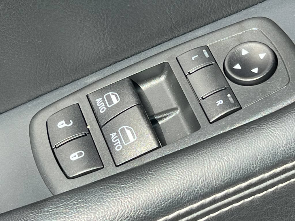 Used 2020 Dodge Challenger SRT Hellcat RWD image 18