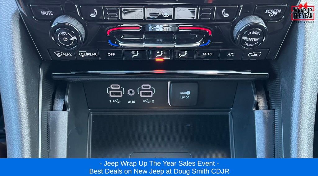 New 2025 Jeep Grand Cherokee L Laredo image 17