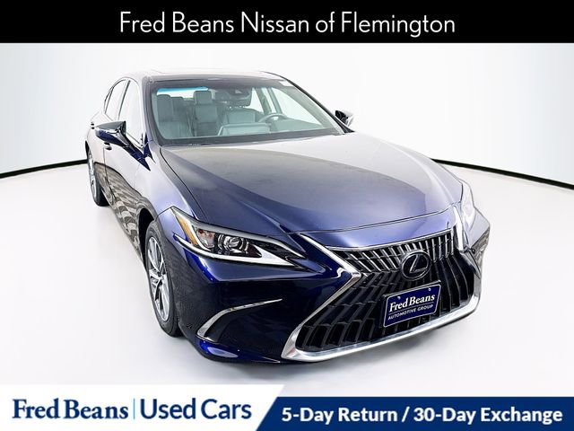 Used 2022 Lexus ES 350 w/ Accessory Package image 1