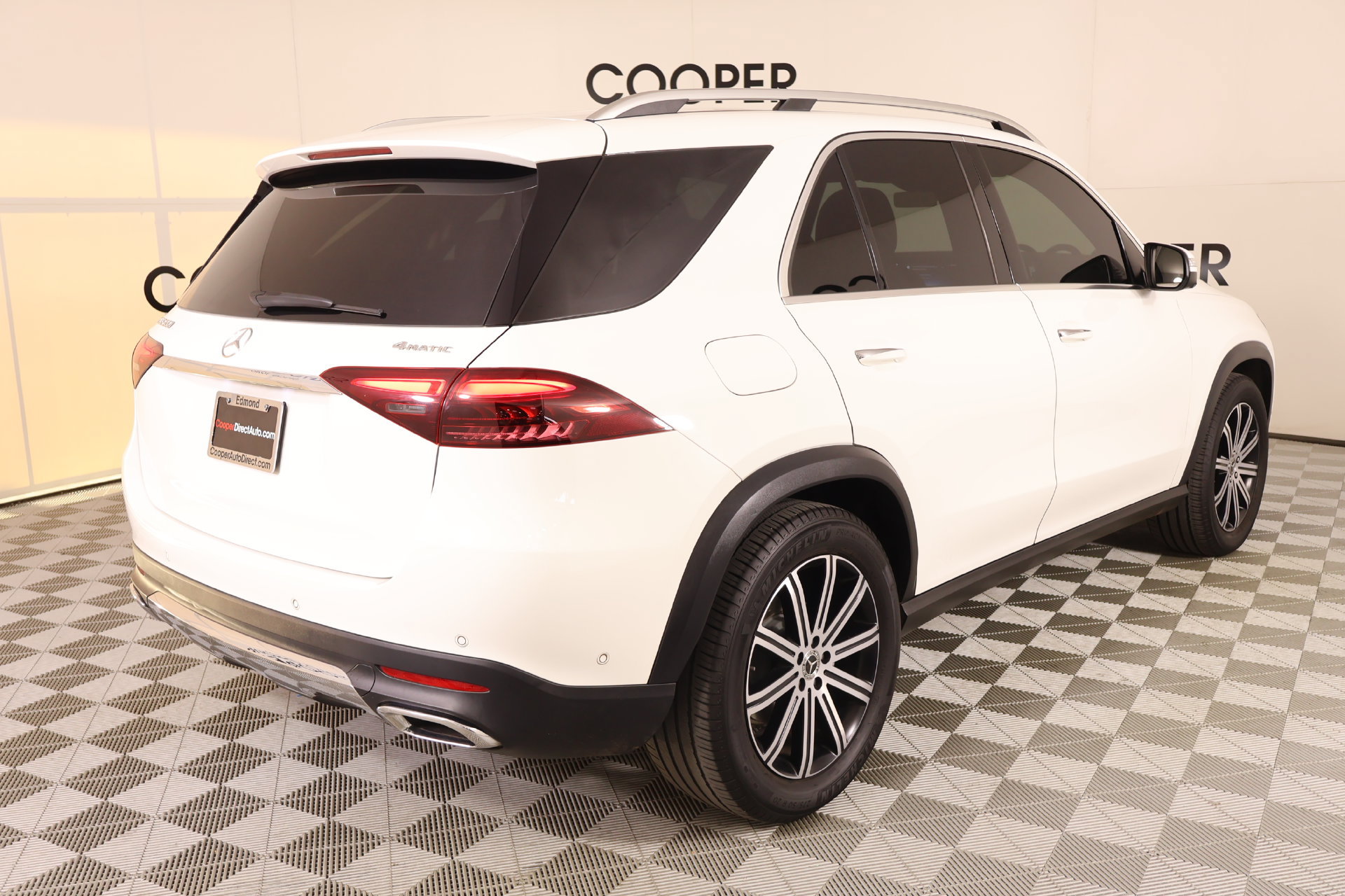 Used 2024 Mercedes-Benz GLE 350 4MATIC image 22
