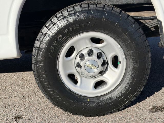 Used 2021 Chevrolet Express 2500 w/ Driver Convenience Package image 29