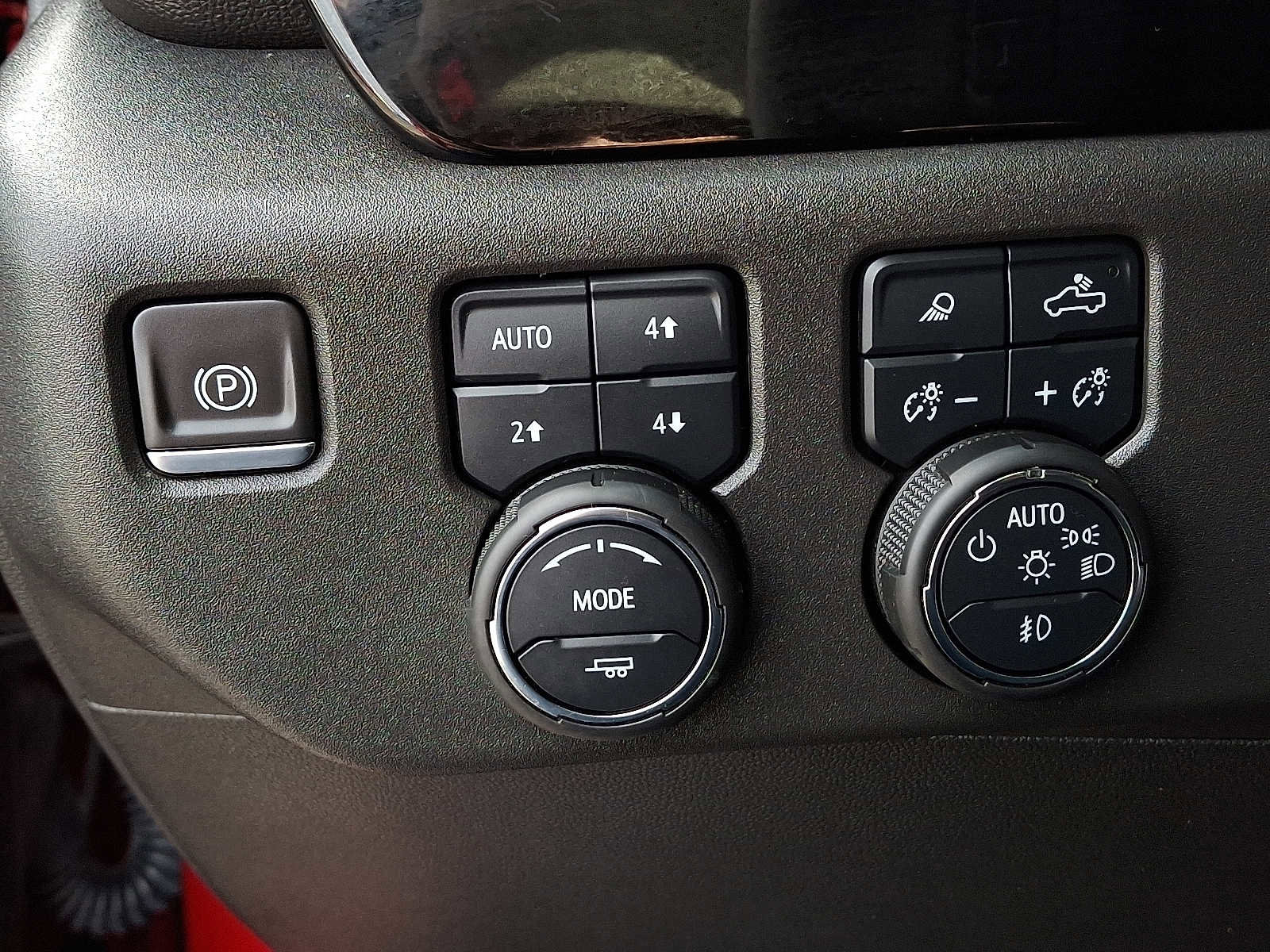 Certified 2024 Chevrolet Silverado 1500 LT Trail Boss w/ Convenience Package II image 26