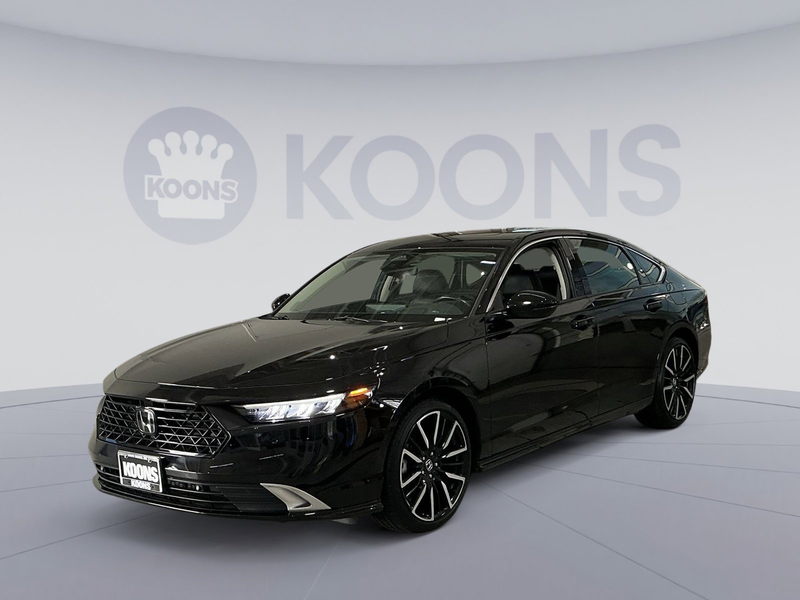 Used 2023 Honda Accord Touring image 1
