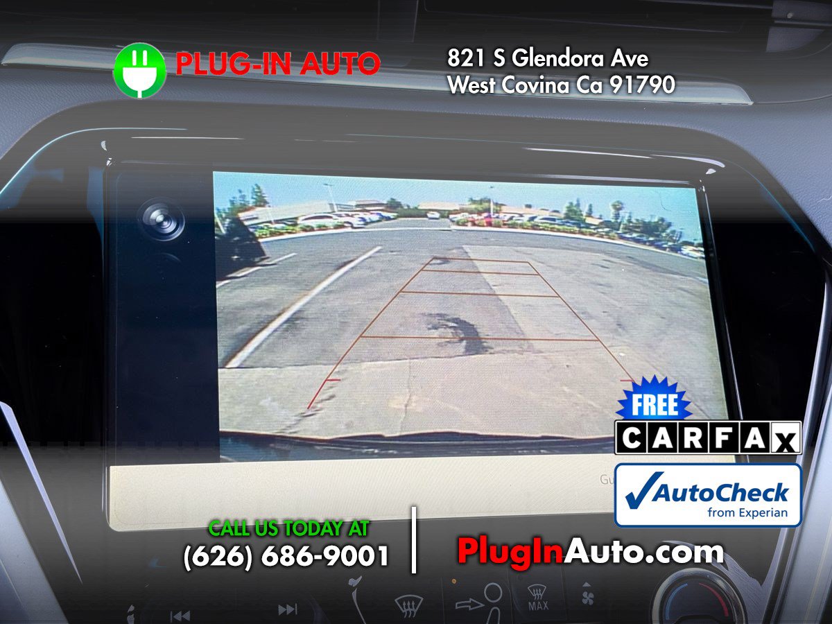 Used 2018 Chevrolet Bolt LT FWD image 26