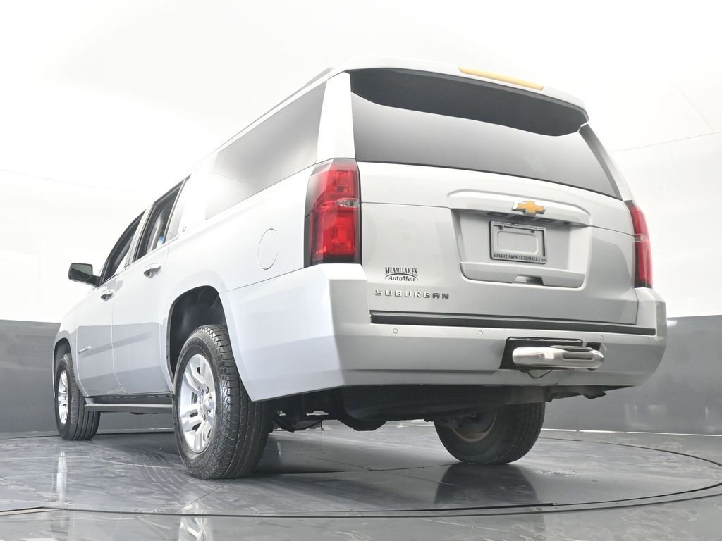 Used 2020 Chevrolet Suburban LT image 65
