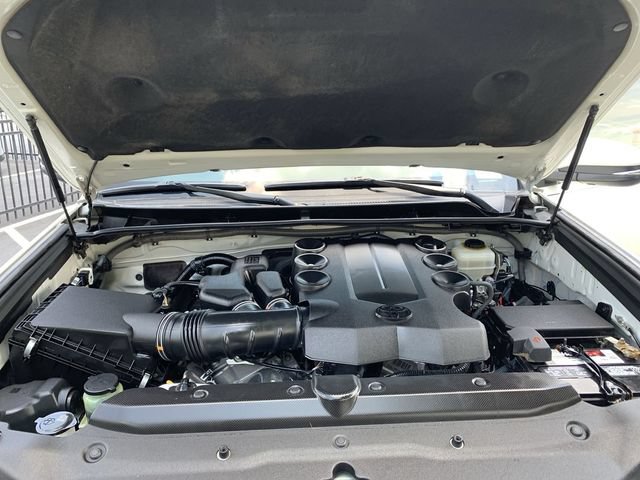 Used 2017 Toyota 4Runner Limited AWD/4WD image 16