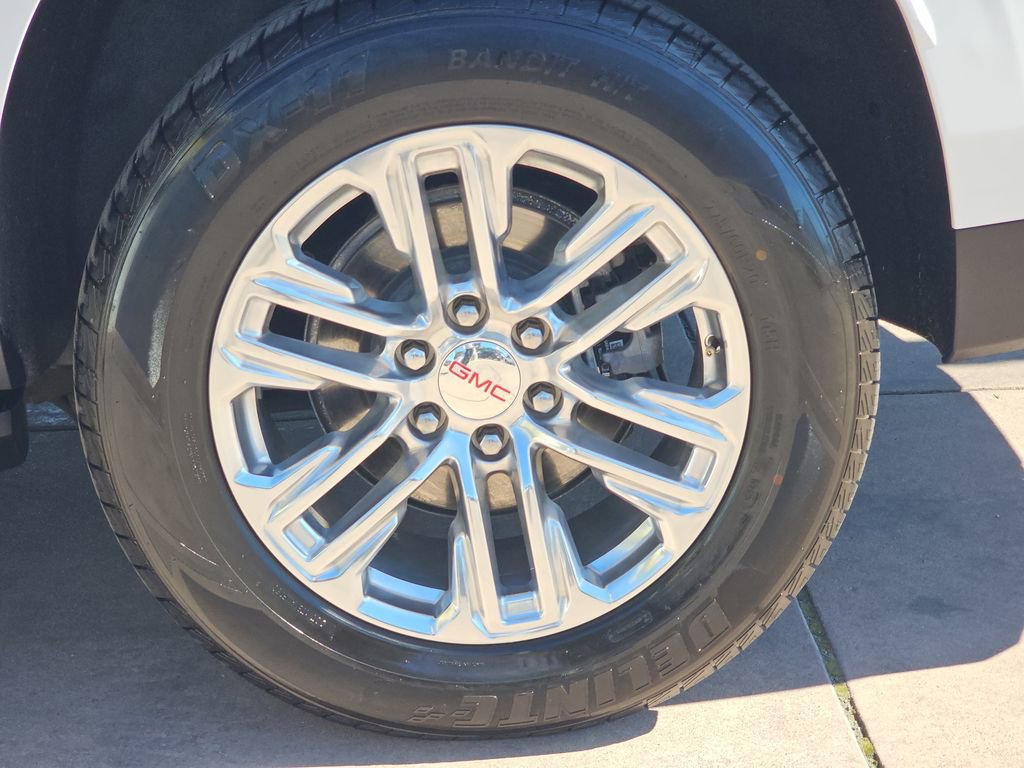 Used 2024 GMC Yukon XL SLT image 39