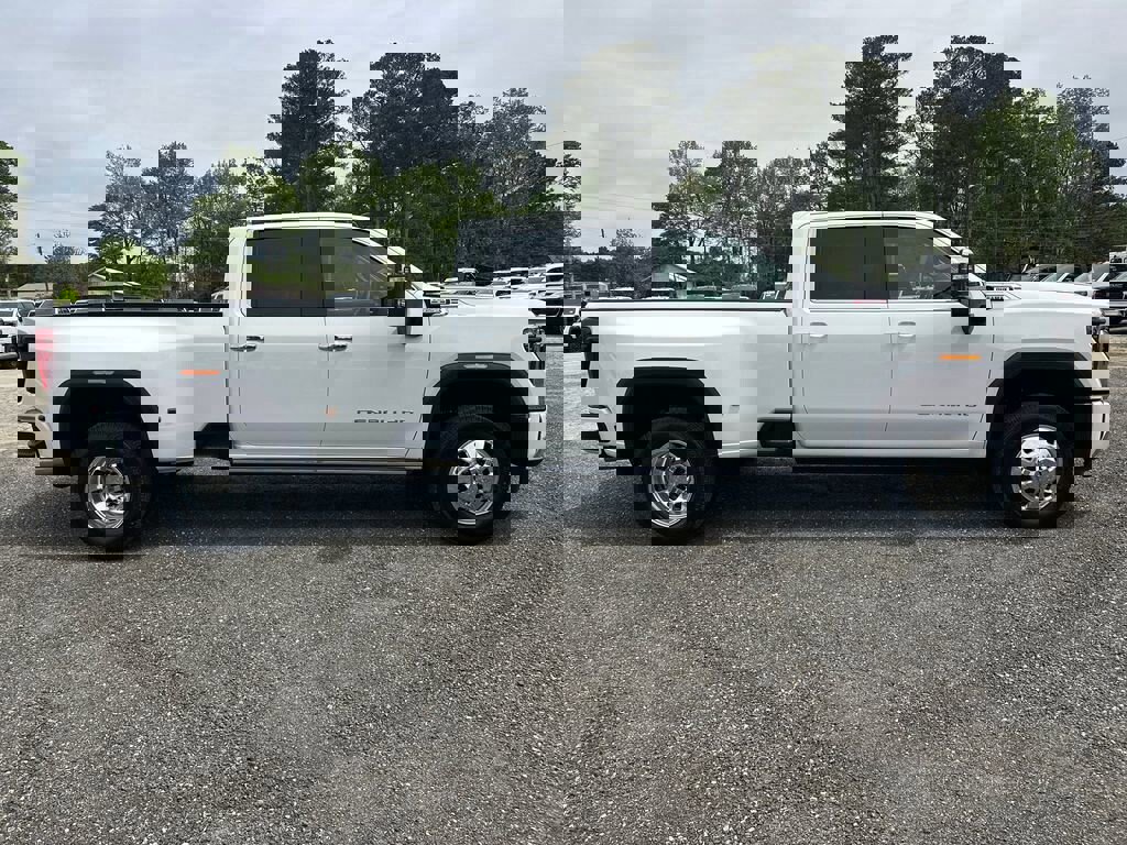 New 2026 GMC Sierra 3500 Denali w/ Denali Reserve Package image 5