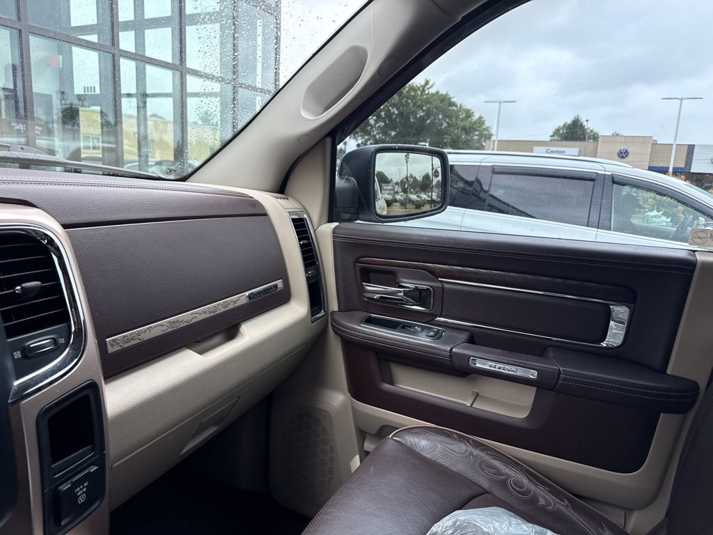 Used 2015 RAM 1500 Laramie Longhorn w/ Convenience Group AWD/4WD image 7